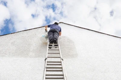Peinture extérieure à Aulas — façades et ravalement